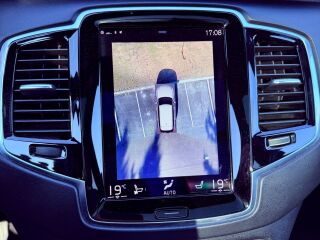 Volvo XC90 AWD LUX INSCRIPTION XENIUM PRO MY2017 2.0 173kW