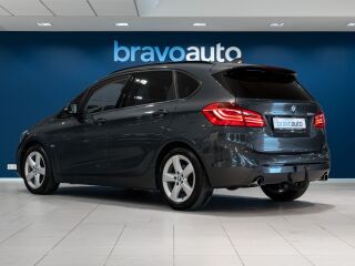 BMW 220 d xDrive Active Tourer Sport Line 2.0 140kW