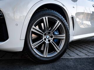BMW X5 xDrive30d M-SPORT Individual pakett 3.0 195kW
