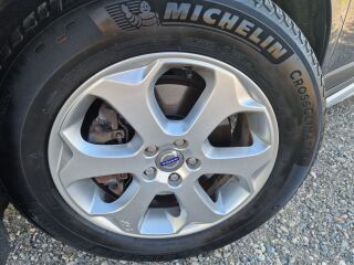 Volvo XC60 SUMMUM CITY SAFETY 4X4 AWD 2.4 R5 D5 120kW