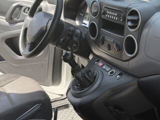 Peugeot Partner 1.6 55кВ