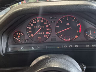 BMW 324 2.4 R6 M21 TD 85kW