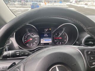 Mercedes-Benz V 220 2.1 120kW