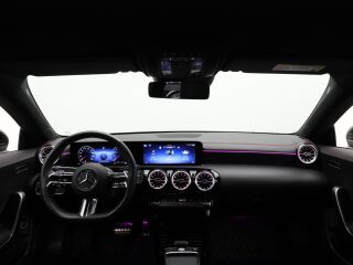 Mercedes-Benz CLA 200 AMG 1.3 120kW