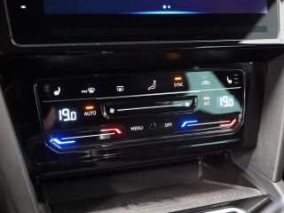 Volkswagen Passat R-line 2.0 147kW
