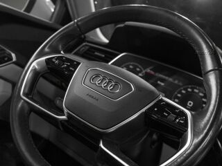 Audi e-tron 55 300kW
