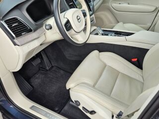 Volvo XC90 AWD Plus Dark B5 Google Mild Hybrid MY23 2.0 173kW