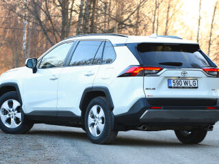 Toyota RAV4 2.0 129kW