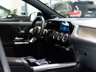 Mercedes-Benz GLA 250 AMG Line Premium Plus 2.0 165kW