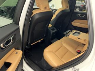 Volvo XC60 AWD Luxury Inscription FaceLift MY22 2.0 T6 Recharge Twin Engine Plug-in-Hybrid 251kW