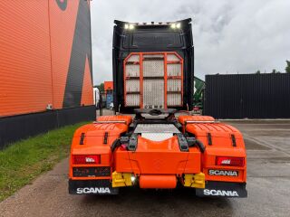 Scania S580 6x2 427кВ