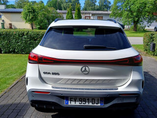 Mercedes-Benz EQA 250  AMG-Line 140kW