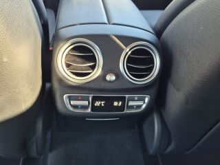 Mercedes-Benz E 220 2.0 143kW