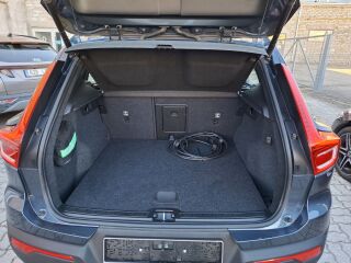 Volvo XC40 Inscription T4 Plug-inTwinEng Recharge 1.5 T4 Plug-inTwinEng Recharge 95kW