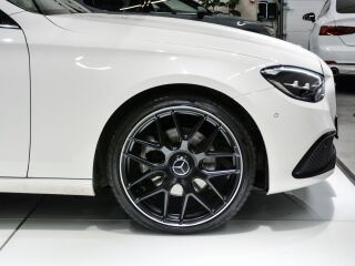 Mercedes-Benz E 220 4MATIC 2.0 143kW