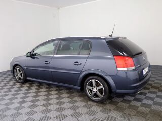 Opel Signum Cosmo Facelift ATM 3.0 CDTi 135kW