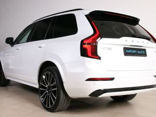 Volvo XC90 AWD ULTRA DARK 7 RECHARGE LUXURY FULL 2.0 T8 Twin Engine Long Range Plug-In-Hybrid 335kW