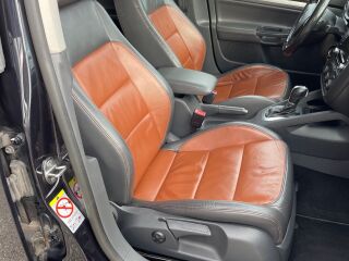 Volkswagen Golf Individual 2.0 103kW