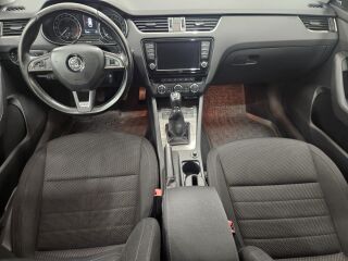 Skoda Octavia Scout 2.0 110кВ
