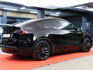 Tesla Model Y Performance Dual Motor AWD 393kW