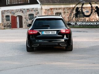 Mercedes-Benz C 220 Amg-Pakett 2.0 143kW