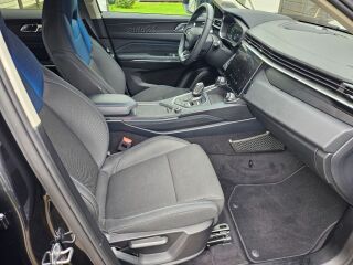 Lynk & Co 01 MORE PHEV 1.5 Twin-Engine PHEV 192kW