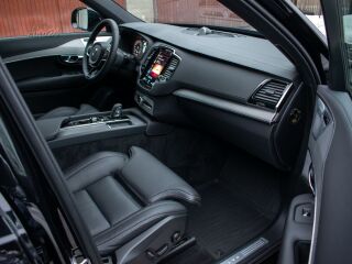 Volvo XC90 AWD B&W R-Design Dark Intelli PRO 2.0 B5 AWD MHEV KERS Kerghübriid 183kW