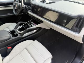 Porsche Cayenne Sport Design Pakett 3.0 260kW