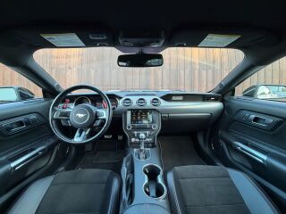 Ford Mustang GT California Special 5.0 V8 324kW