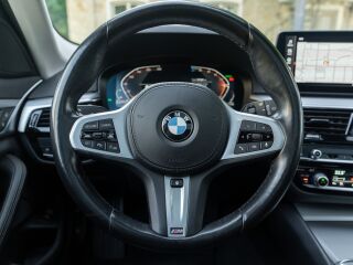BMW 520 BMW 520d Touring G31 LCI Facelift Pano Hi Fi 2.0 R4 B47 TwinPower TDI 140kW