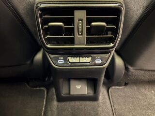 Lexus RZ 450e Luxury + Dimmable Panormaic Roof 132kW