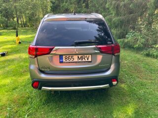 Mitsubishi Outlander Instyle Plus 2.0 R4 110kW