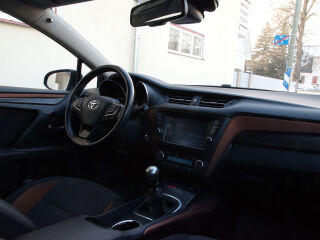 Toyota Avensis Active 1.8 108kW