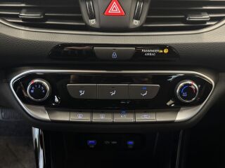 Hyundai i30 Fresh Plus 1.0 T-GDI 73kW