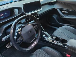 Peugeot 2008 GT 57kW