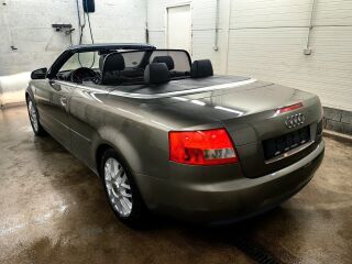 Audi A4 2.5 120kW