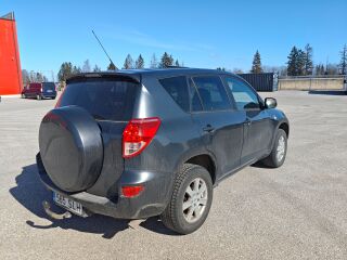 Toyota RAV4 2.2 100kW