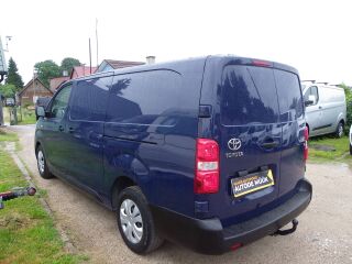Toyota ProAce LONGa/c 2.0 TDI 90kW