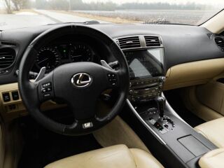 Lexus IS 250 2.5 153кВ