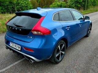 Volvo V40 R-Desing D4 2.0 140кВ