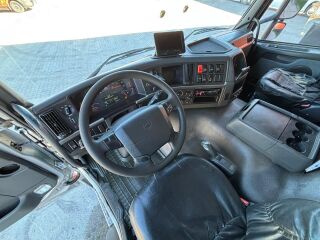 Volvo FM 440 6x2 330kW