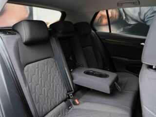 Volkswagen Golf Life MHEV 1.5 85кВ