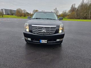 Cadillac Escalade ESV 6.2 301kW