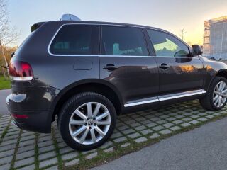 Volkswagen Touareg 3.0 V6 TDI 176кВ