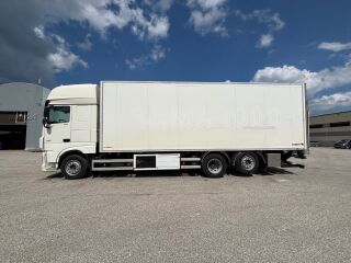 DAF XF 530 6x2 + CARRIER SUPRA 1150U EURO 6 390kW