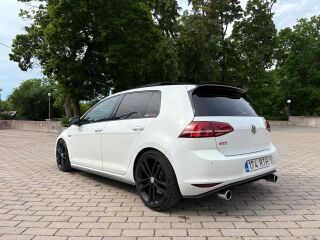Volkswagen Golf GTI 2.0 R4 236kW