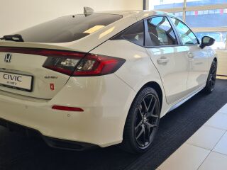 Honda Civic Sport 2.0 Hybrid 105кВ