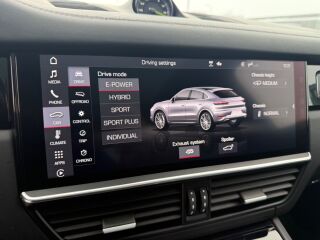 Porsche Cayenne Turbo S e-hybrid 4.0 500kW
