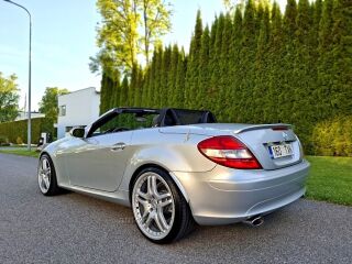 Mercedes-Benz SLK 350 3.5 V6 200kW