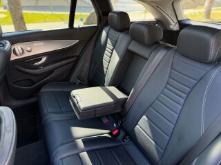 Mercedes-Benz E 350 AMG pakett 3.0 190kW